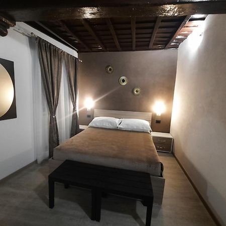 Ferienwohnung Viccinella House Capranica Exterior foto